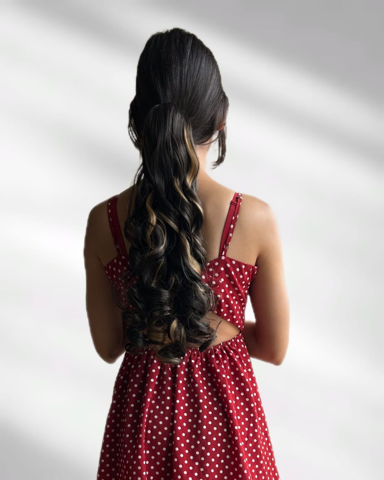 Highlighted Curly Pony (Claw Clip)